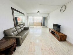 Blk 212 Yishun Palm Spring (Yishun), HDB 5 Rooms #568915571